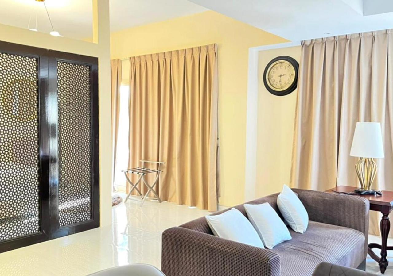 Al Hamra 4-Bedroom Luxury Villa Golf View 라스알카이마 외부 사진